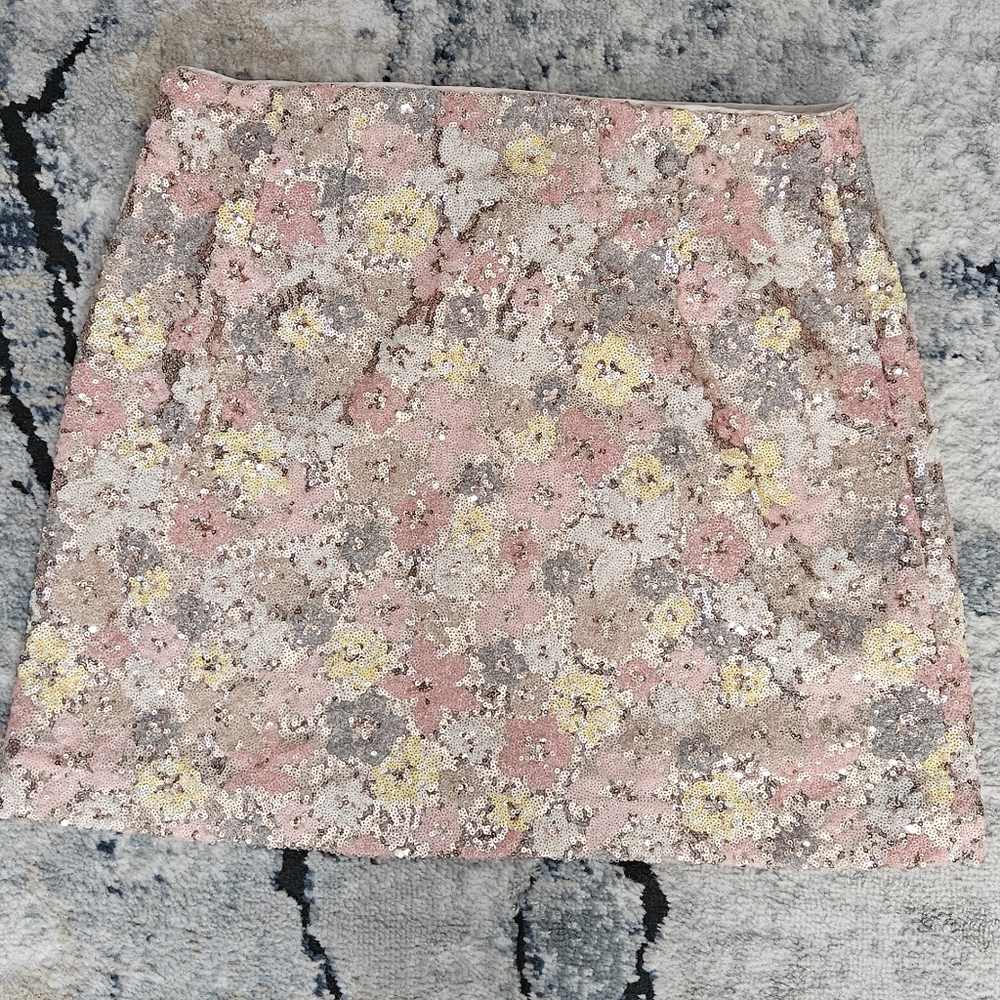LOFT Pink Floral Sequin Skirt Size 10 - Picture 3 of 5